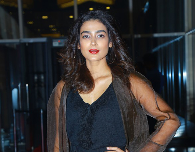 Actress Aakanksha Singh Gallery